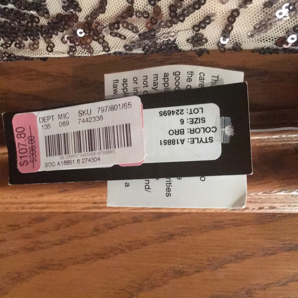 NWT Betsy & Adam formal sequin gown size 6